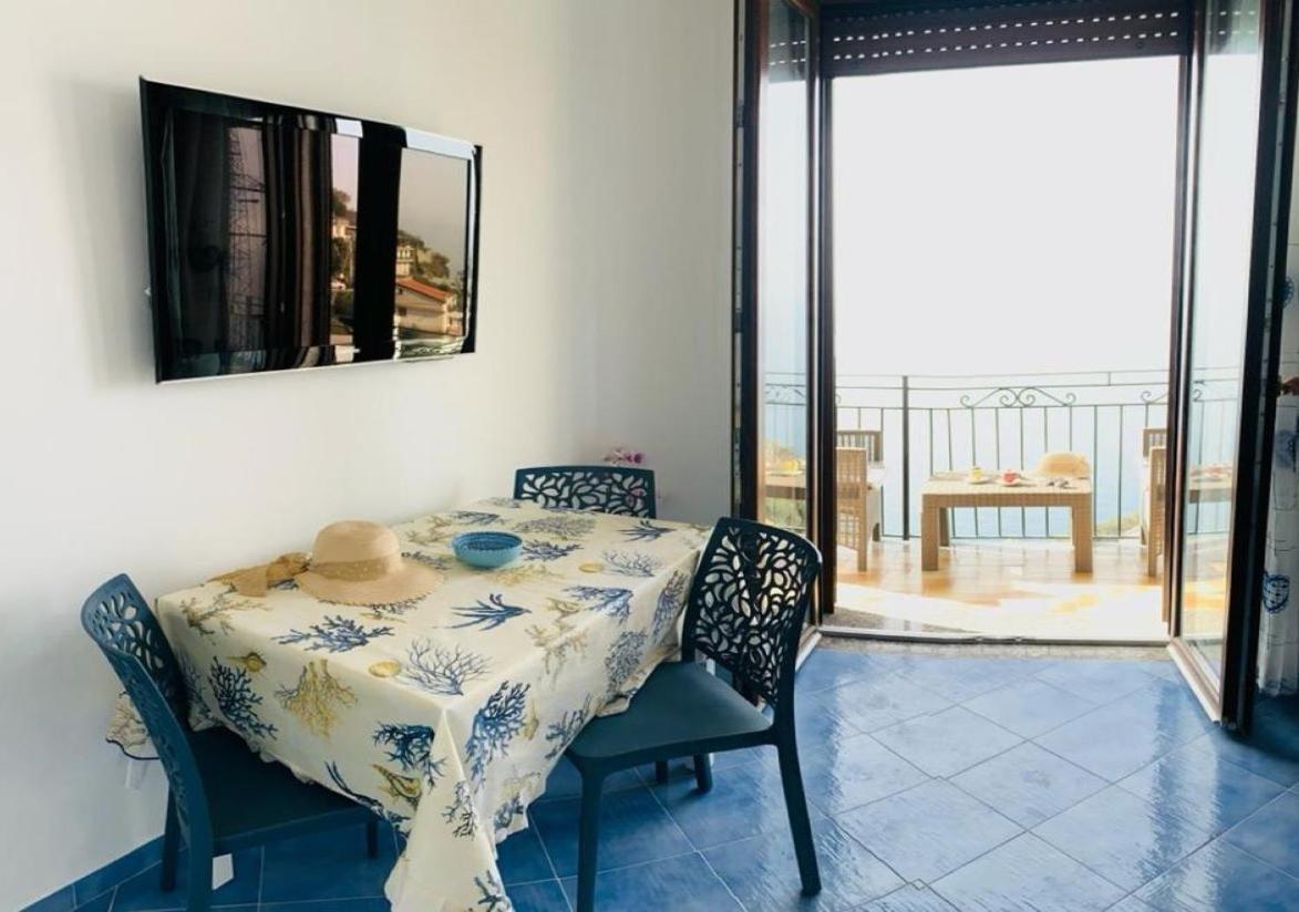 Casa Luisa & Milu , Coastal Retreats In Furore! المظهر الخارجي الصورة