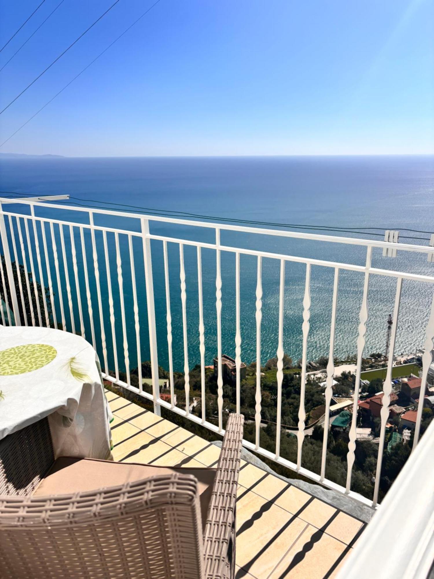 Casa Luisa & Milu , Coastal Retreats In Furore! المظهر الخارجي الصورة