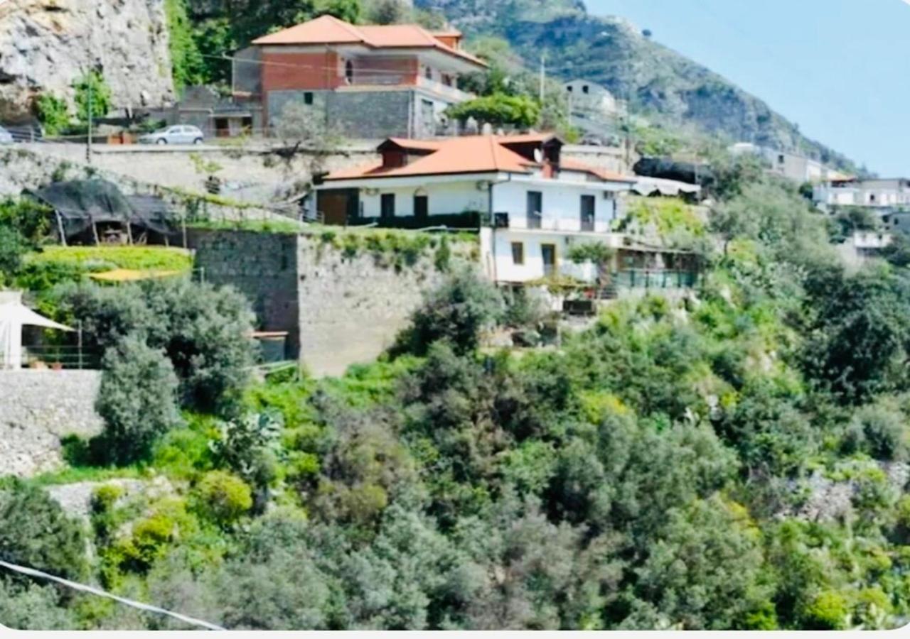 Casa Luisa & Milu , Coastal Retreats In Furore! المظهر الخارجي الصورة