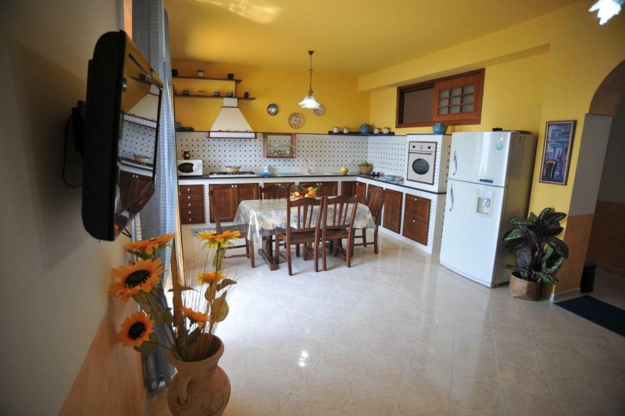 Casa Luisa & Milu , Coastal Retreats In Furore! المظهر الخارجي الصورة