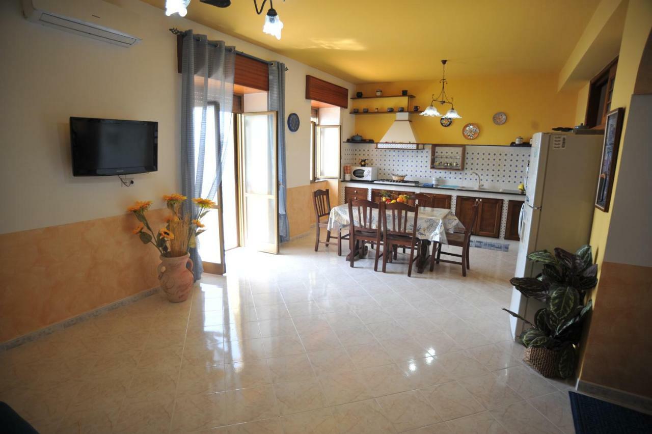 Casa Luisa & Milu , Coastal Retreats In Furore! المظهر الخارجي الصورة